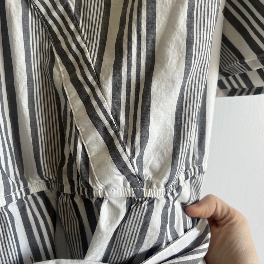 Lane Bryant Size 18 Blouse Gray White Striped Off the Shoulder Tie at Waist - Picture 5 of 13